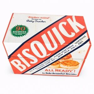 Vintage Bisquick Betty Crocker Recipe Box w Cards Kitchen Advertising